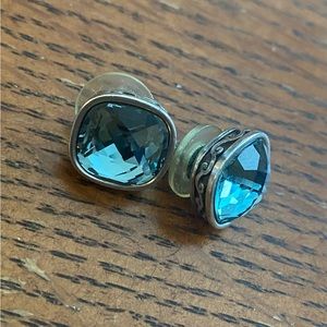 BRIGHTON VENUS RISING AQUA
GREEN BLUE SWAROVSKI CRYSTAL STUD EARRINGS